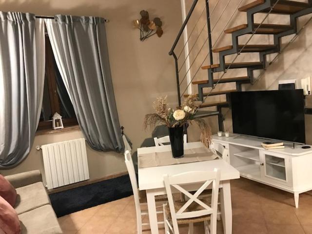 Sunset House Apartment Кастильончело Екстериор снимка