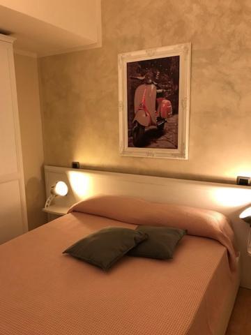 Sunset House Apartment Кастильончело Екстериор снимка
